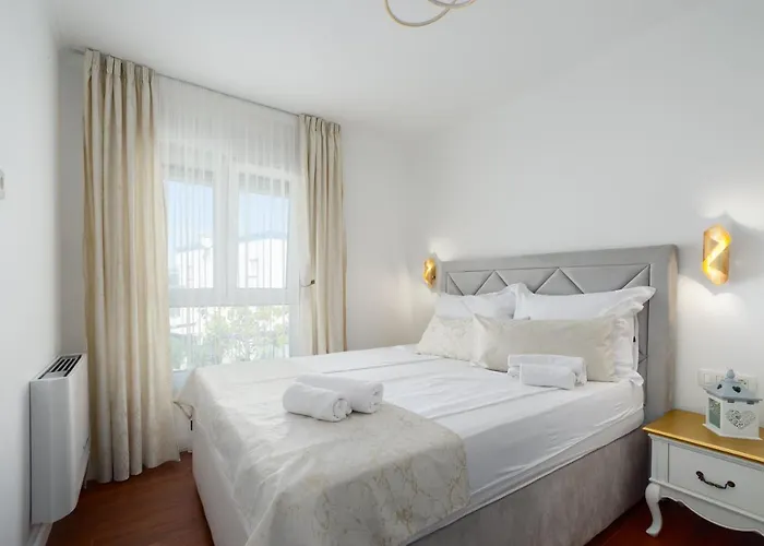 Luxury Sunset Residences - Okrug Gornji Appartement