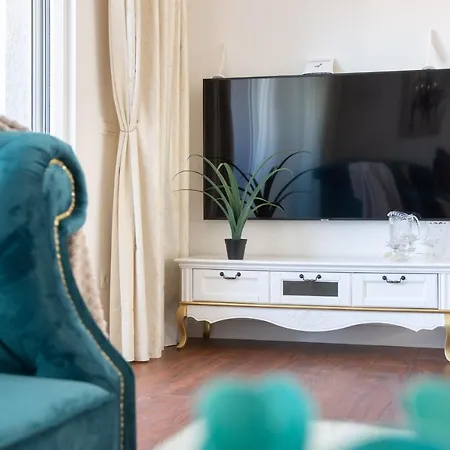 Luxury Sunset Residences - Okrug Gornji * טרוגיר