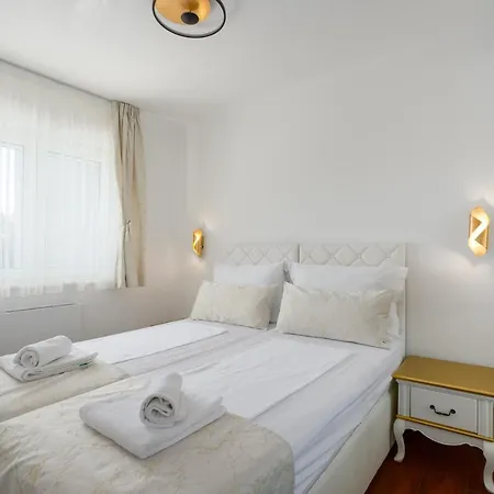 Luxury Sunset Residences - Okrug Gornji טרוגיר
